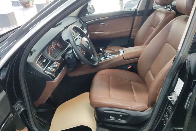 Used BMW 5 Series GT 2014 535i Leading Model Left Front Seat