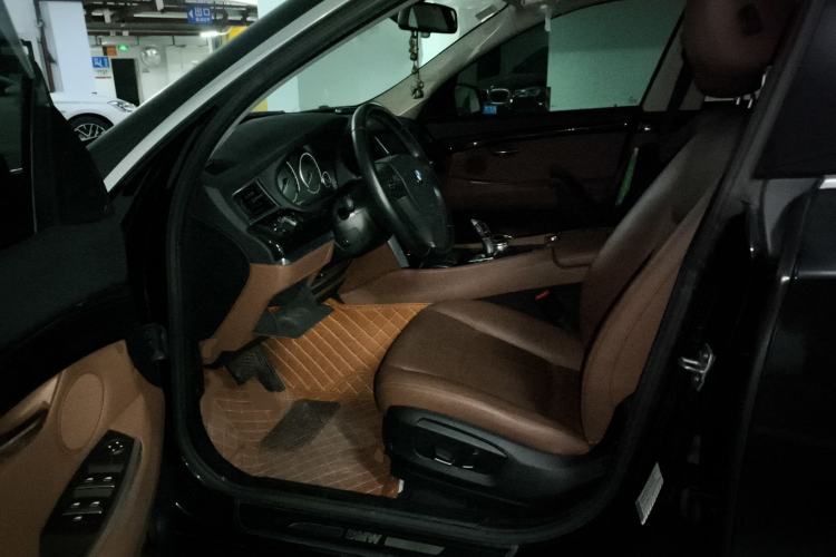 Used BMW 5 Series GT 2014 528i Leading Model Left Front Seat