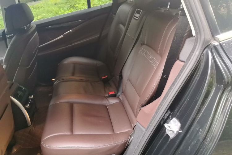 Used BMW 5 Series GT 2014 528i Luxury Edition Left Rear Seat