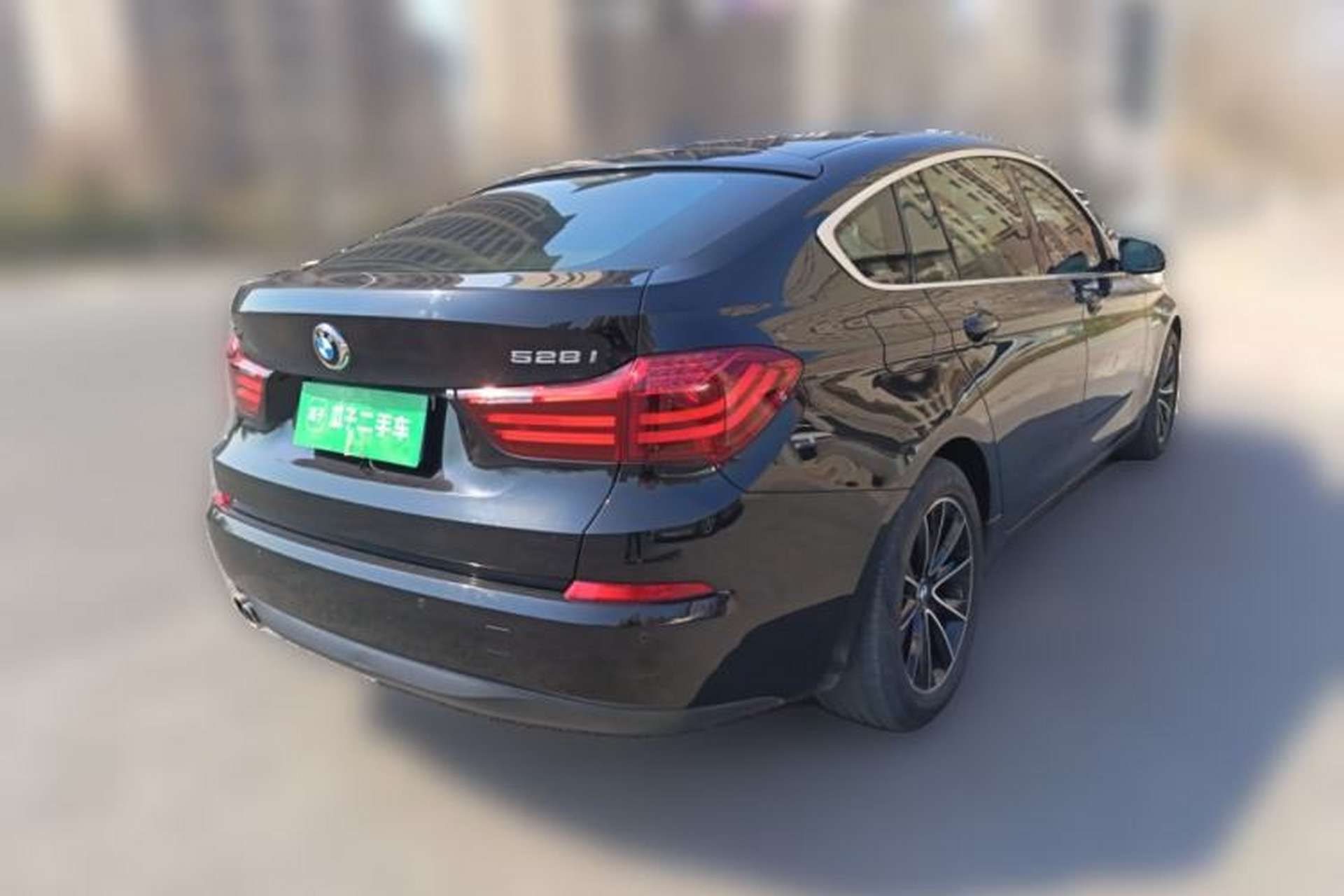 Used BMW 5 Series GT 2014 528i Leading Model Rear Right 45 Deg