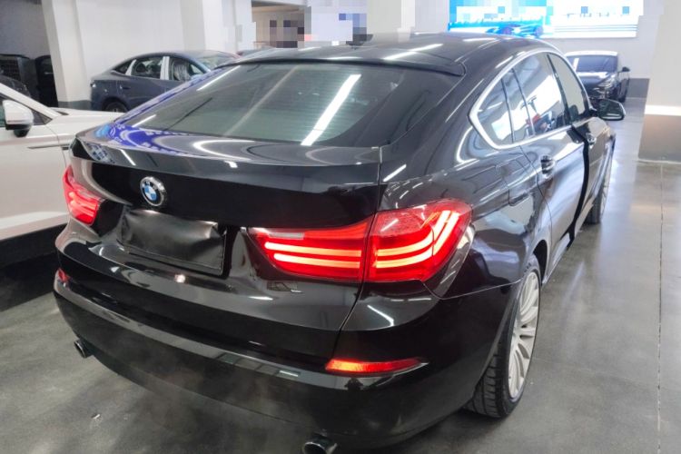 Used BMW 5 Series GT 2014 535i Leading Model Rear Right 45 Deg