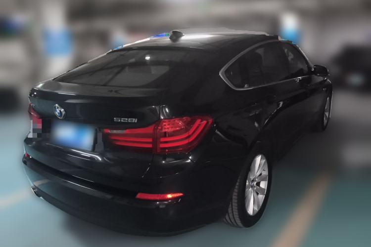 Used BMW 5 Series GT 2014 528i Leading Model Rear Right 45 Deg