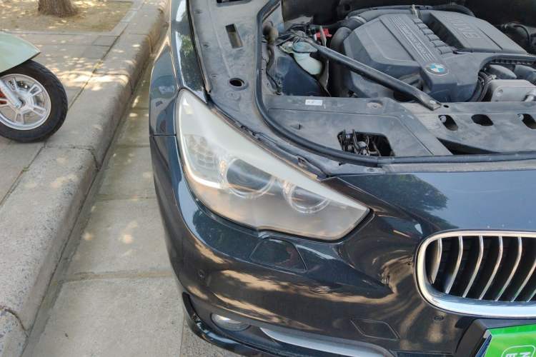 Used BMW 5 Series GT 2014 535i Leading Model Right Front Headlight