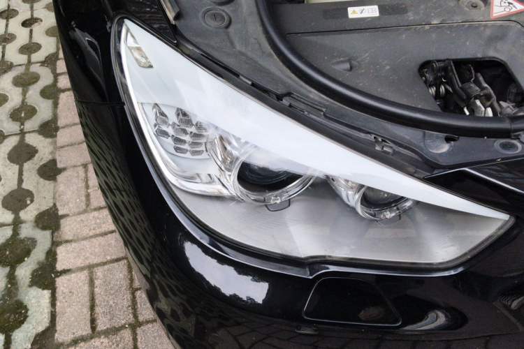 Used BMW 5 Series GT 2014 528i Luxury Edition Right Front Headlight
