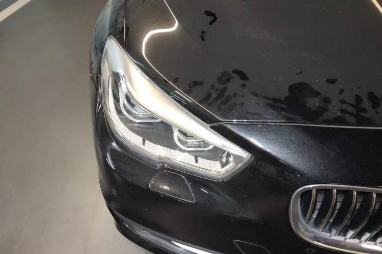 Used BMW 5 Series GT 2014 535i xDrive Right Front Headlight