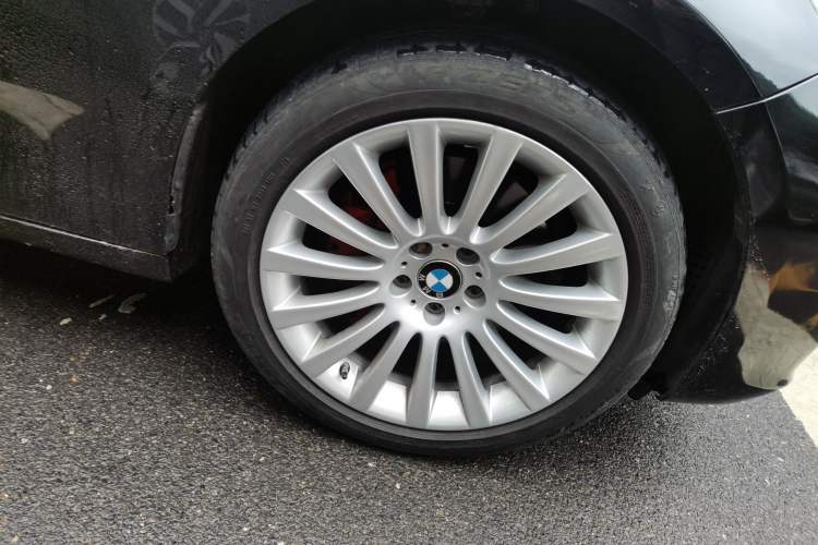 Used BMW 5 Series GT 2014 535i Leading Model Right Front Wheel Hub