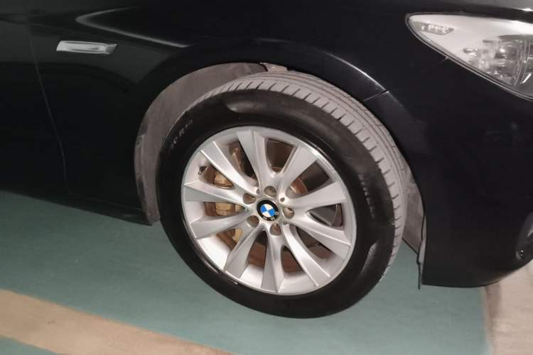 Used BMW 5 Series GT 2014 528i Leading Model Right Front Wheel Hub