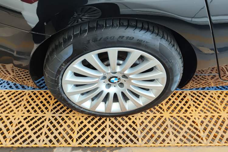 Used BMW 5 Series GT 2014 535i Leading Model Right Rear Wheel Hub