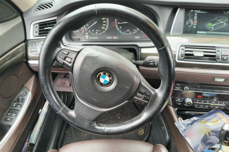 Used BMW 5 Series GT 2014 528i Luxury Edition Steering Wheel