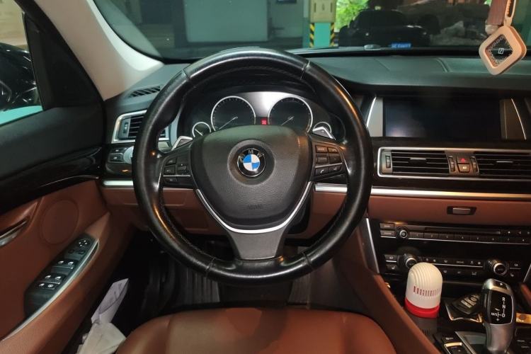 Used BMW 5 Series GT 2014 535i Leading Model Steering Wheel