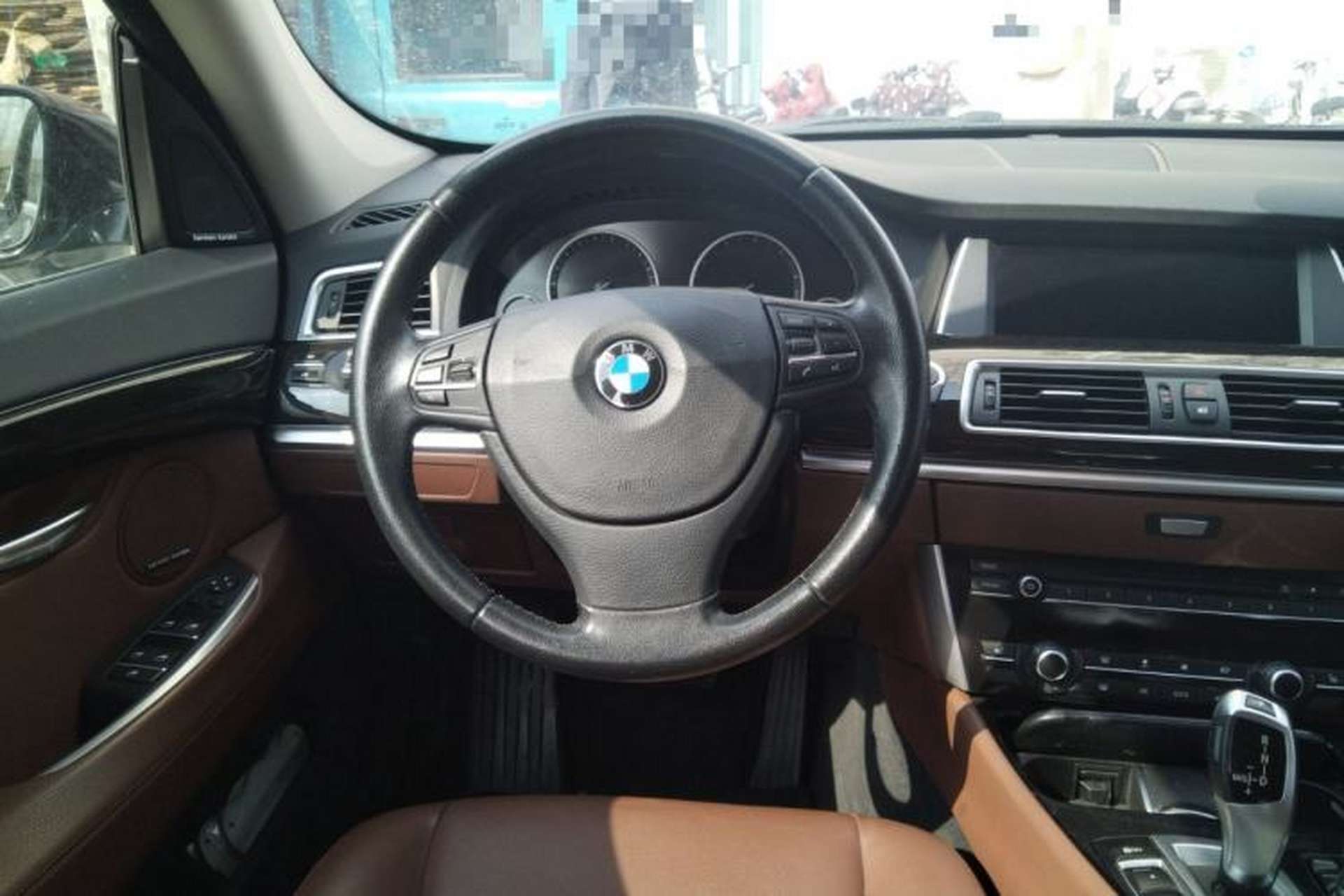 Used BMW 5 Series GT 2014 528i Leading Model Steering Wheel