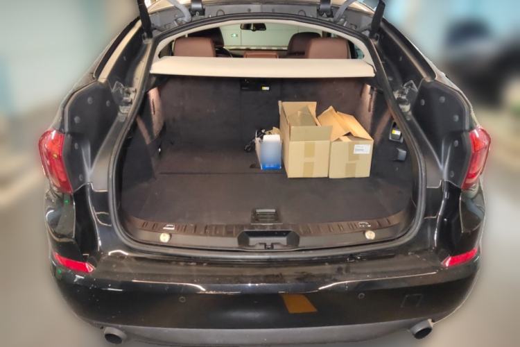 Used BMW 5 Series GT 2014 535i xDrive Trunk