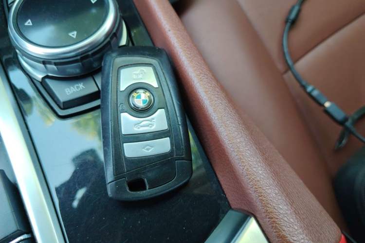 Used BMW 5 Series GT 2014 535i Leading Model Vehicle Key