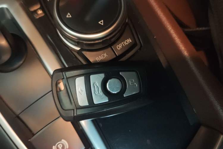 Used BMW 5 Series GT 2014 535i Leading Model Vehicle Key