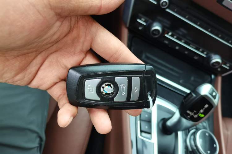 Used BMW 5 Series GT 2014 535i Leading Model Vehicle Key