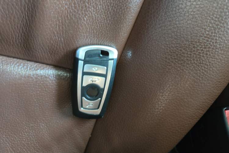 Used BMW 5 Series GT 2014 535i Leading Model Vehicle Key
