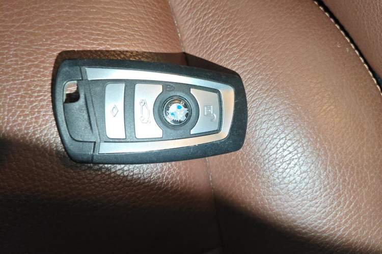 Used BMW 5 Series GT 2014 535i Leading Model Vehicle Key