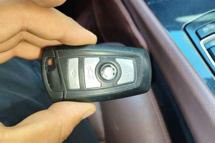 Used BMW 5 Series GT 2014 535i Leading Model Vehicle Key