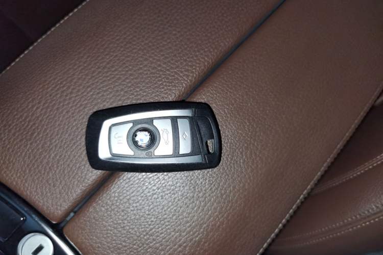 Used BMW 5 Series GT 2014 535i Leading Model Vehicle Key