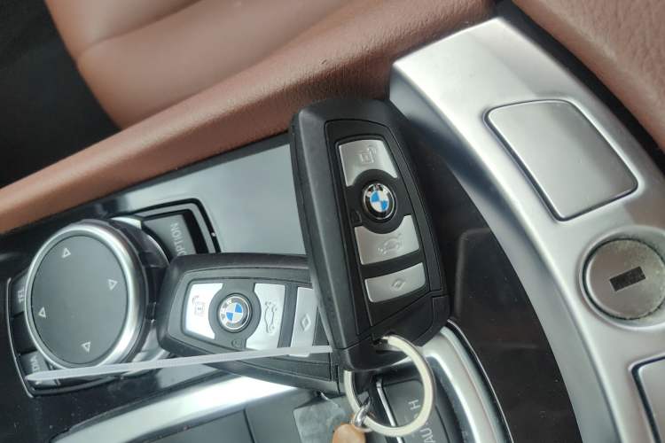 Used BMW 5 Series GT 2014 528i Leading Model Vehicle Key