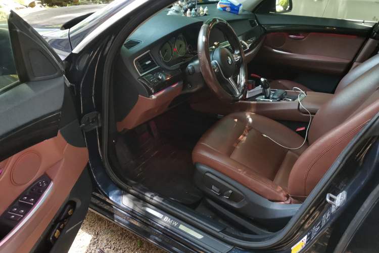 Used BMW 5 Series GT 2014 528i Leading Model Driver Seat