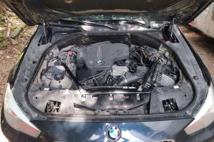 Used BMW 5 Series GT 2014 528i Leading Model Engine Bay