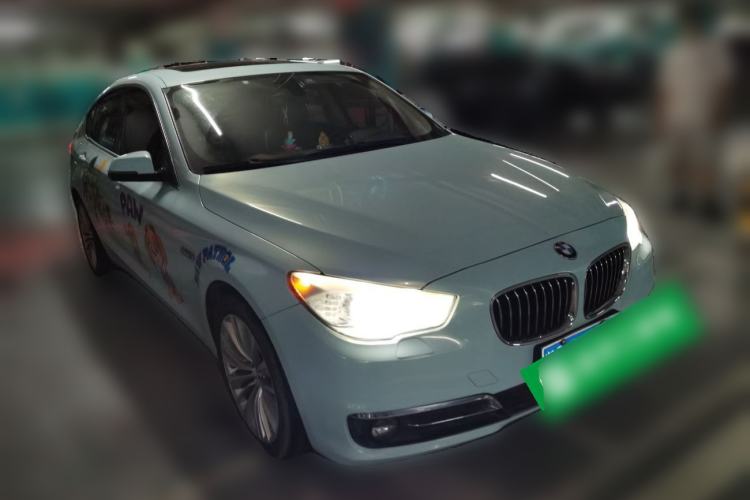 Used BMW 5 Series GT 2014 528i Luxury Edition Front Right 45 Deg