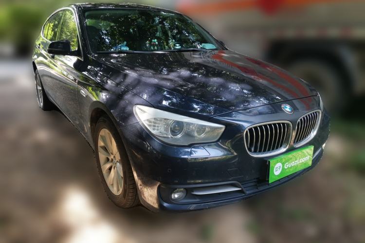 Used BMW 5 Series GT 2014 528i Leading Model Front Right 45 Deg