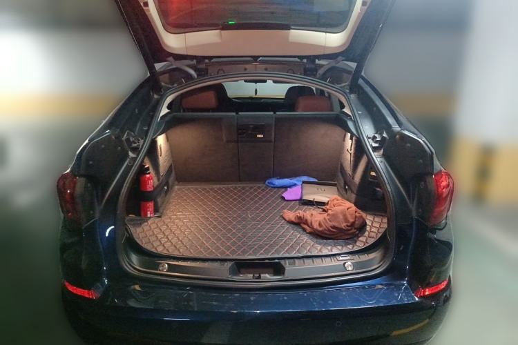 Used BMW 5 Series GT 2014 535i xDrive Trunk