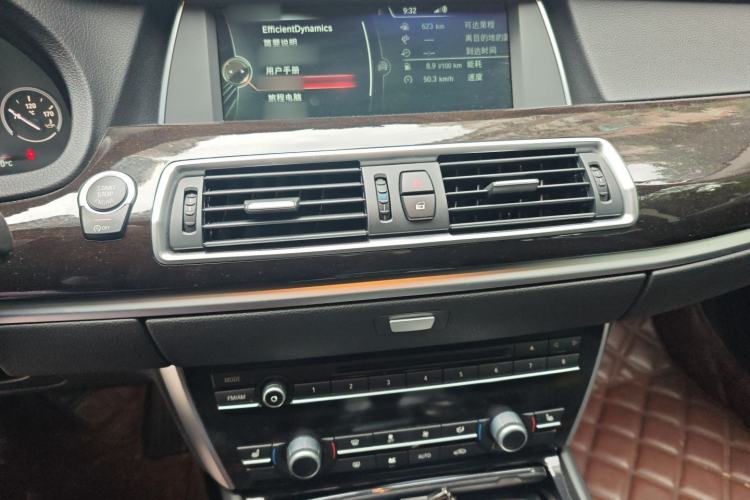 Used BMW 5 Series GT 2014 528i Leading Model Audio And AC Panel