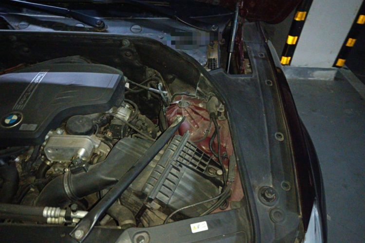Used BMW 5 Series GT 2014 528i Leading Model Engine Bay Left