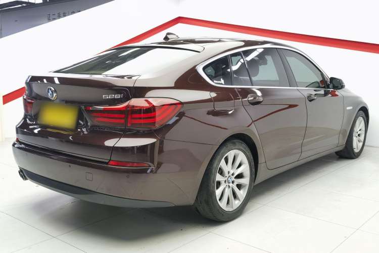 Used BMW 5 Series GT 2014 528i Leading Model Exterior 5