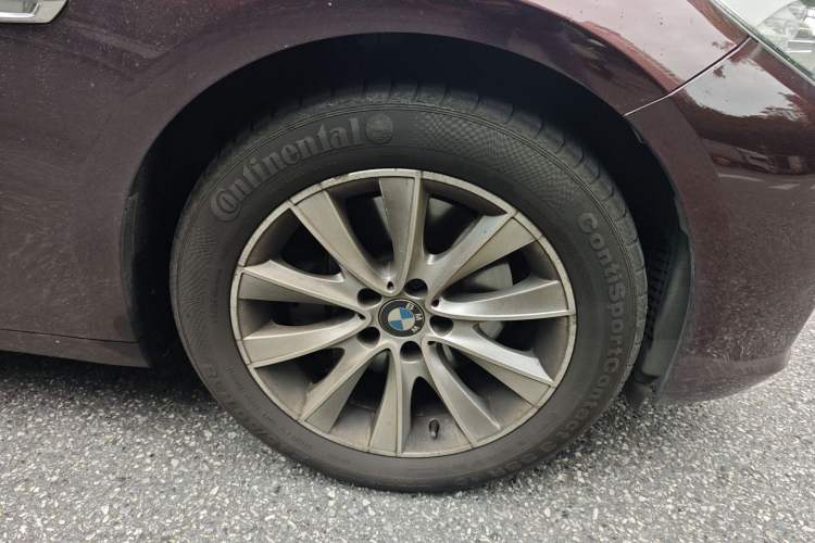 Used BMW 5 Series GT 2014 528i Leading Model Exterior 7