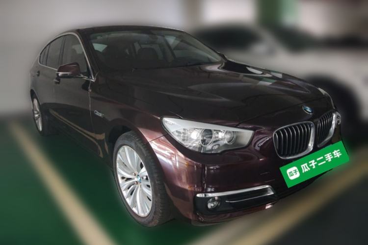 Used BMW 5 Series GT 2014 528i Luxury Edition Front Right 45 Deg