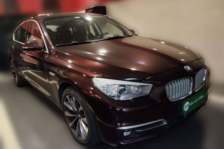 Used BMW 5 Series GT 2014 535i Luxury Edition Front Right 45 Deg