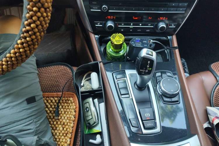 Used BMW 5 Series GT 2014 528i Leading Model Gear Lever