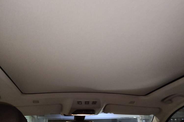 Used BMW 5 Series GT 2014 535i Luxury Edition Headliner
