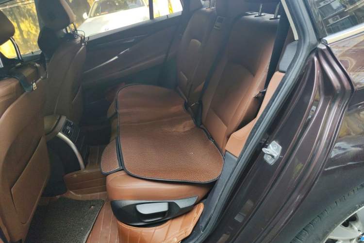 Used BMW 5 Series GT 2014 528i Leading Model Left Rear Seat