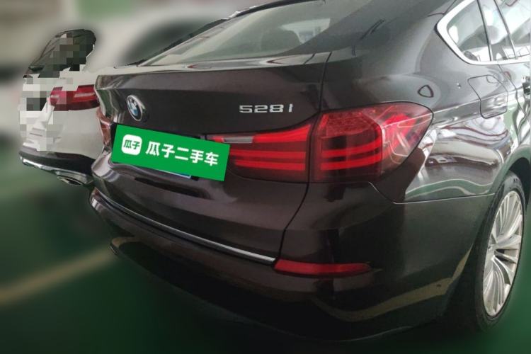 Used BMW 5 Series GT 2014 528i Luxury Edition Rear