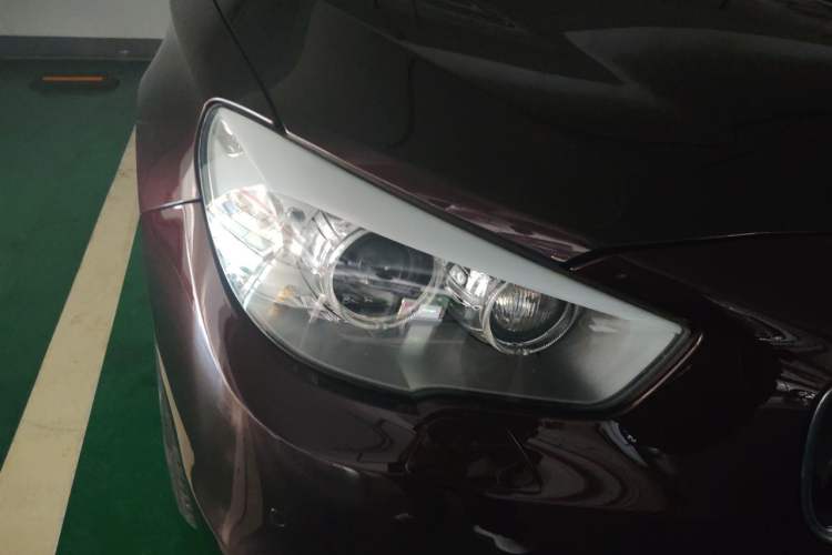 Used BMW 5 Series GT 2014 528i Luxury Edition Right Front Headlight
