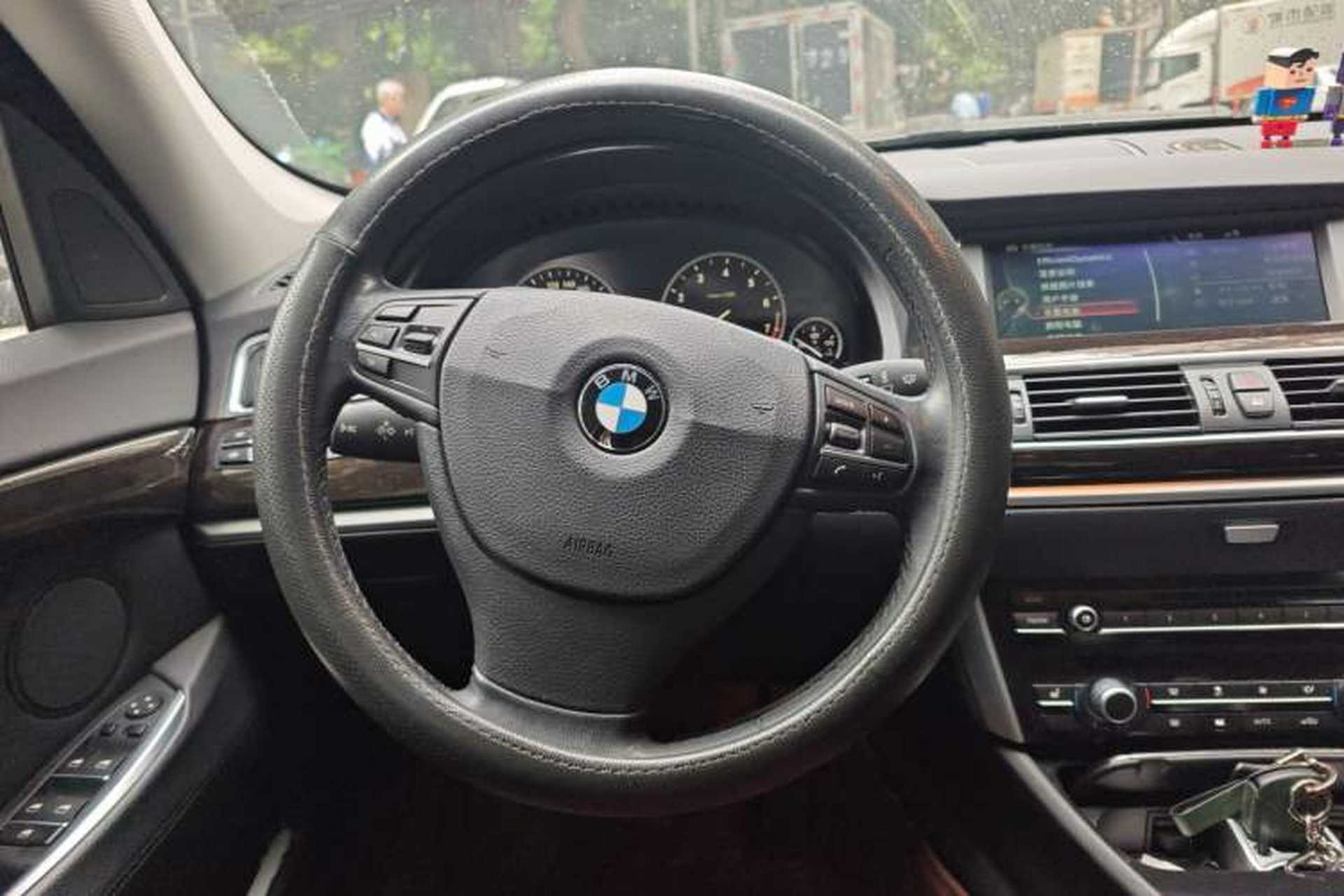 Used BMW 5 Series GT 2014 528i Leading Model Steering Wheel