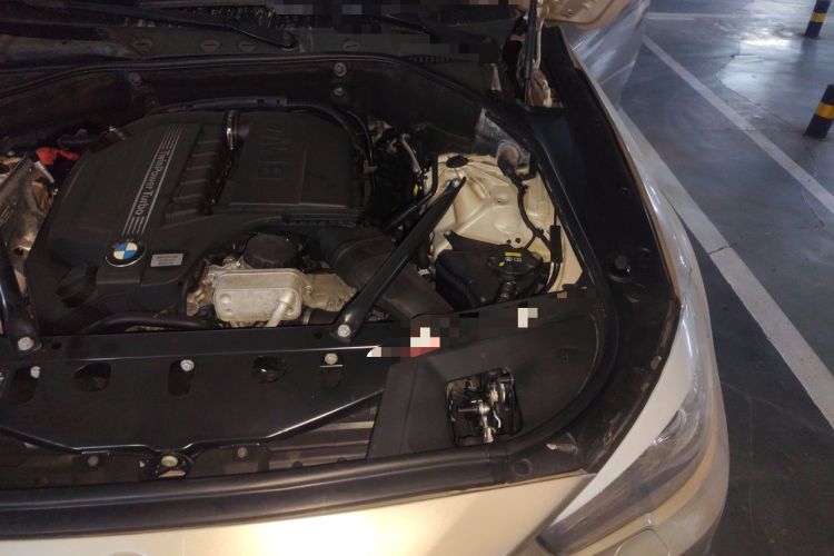 Used BMW 5 Series GT 2014 535i Leading Model Engine Bay Left