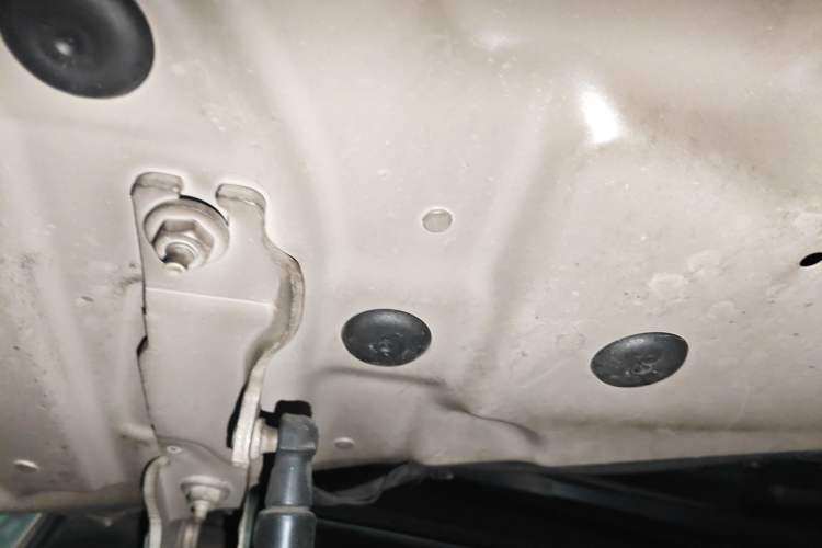 Used BMW 5 Series GT 2014 528i Leading Model Engine Bay Right