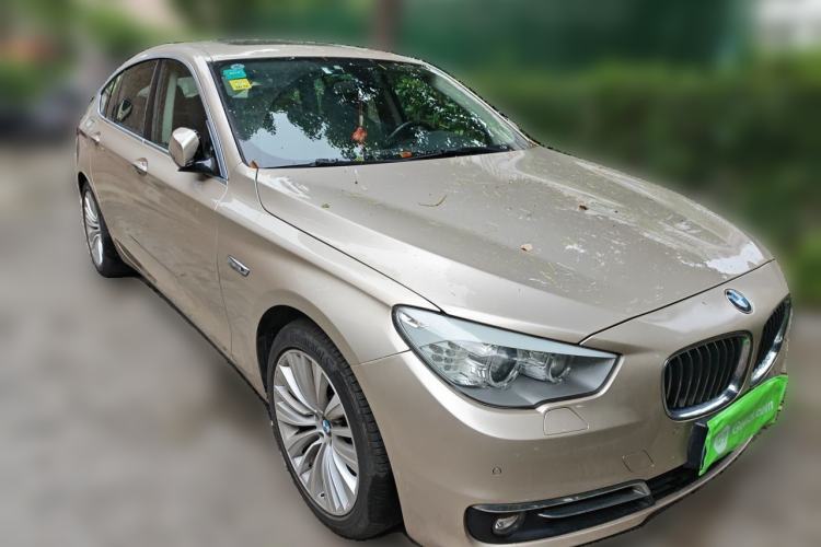 Used BMW 5 Series GT 2014 528i Luxury Edition Front Right 45 Deg