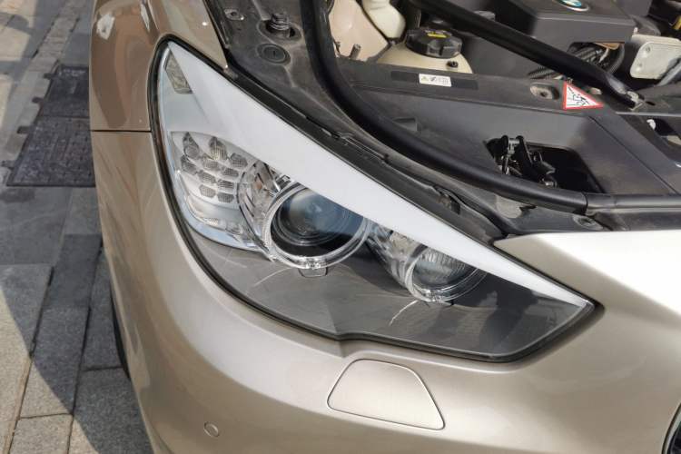 Used BMW 5 Series GT 2014 528i Luxury Edition Right Front Headlight