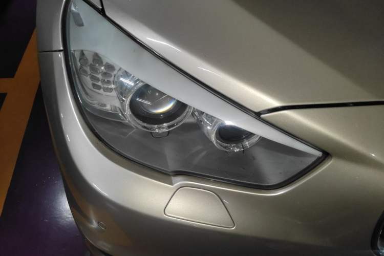 Used BMW 5 Series GT 2014 535i Leading Model Right Front Headlight