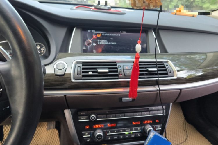 Used BMW 5 Series GT 2014 535i Luxury Edition Audio And AC Panel
