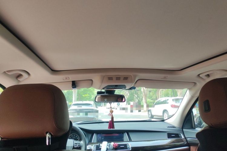 Used BMW 5 Series GT 2014 528i Leading Model Headliner