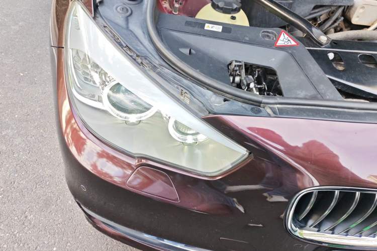 Used BMW 5 Series GT 2014 528i Luxury Edition Right Front Headlight
