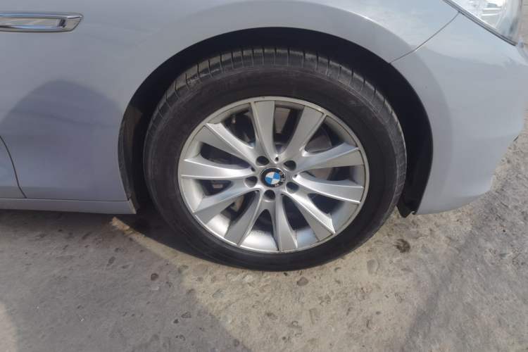 Used BMW 5 Series GT 2014 528i Leading Model Right Front Wheel Hub